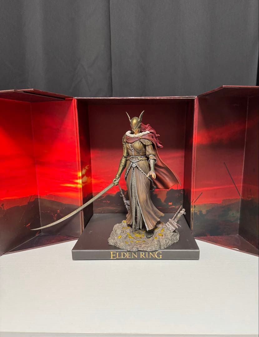 エルデンリング　コレクターズエディション　マレニア　リペイント　フィギュア