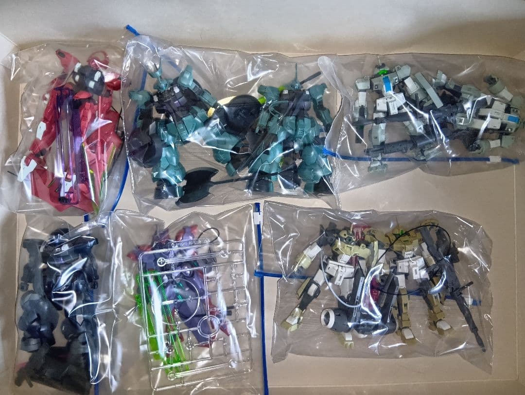 HG水星の魔女シリーズ完成品25体ジャンク