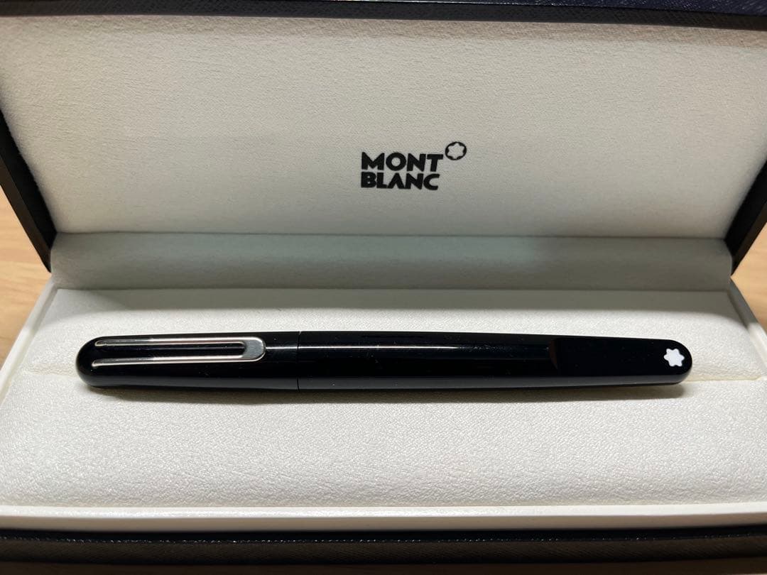MONTBLANC モンブラン ローラーボール M　マーク　ニューソン