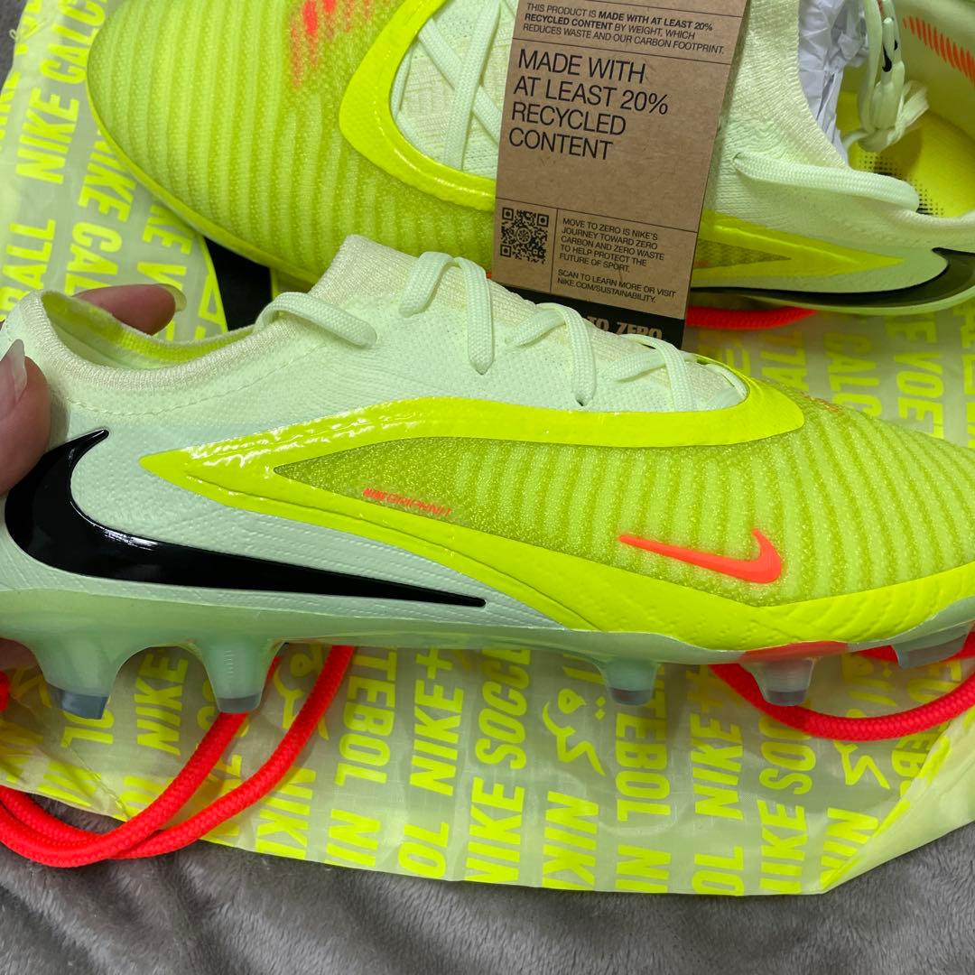 NIKEサッカースパイク　ファントム　28cm トップモデル　新品未使用 ag