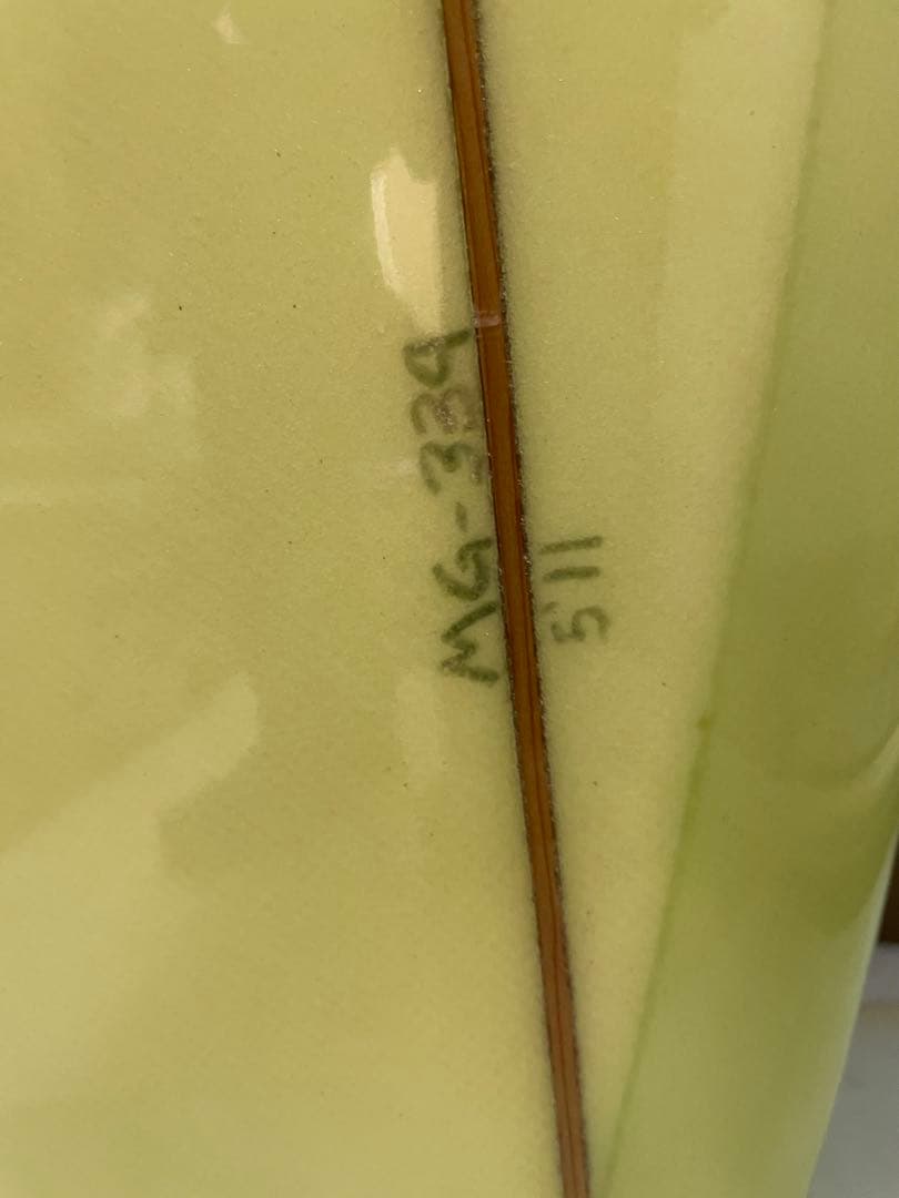 ジョシュホールサーフボード 5‘11“ツインフィンフィッシュ