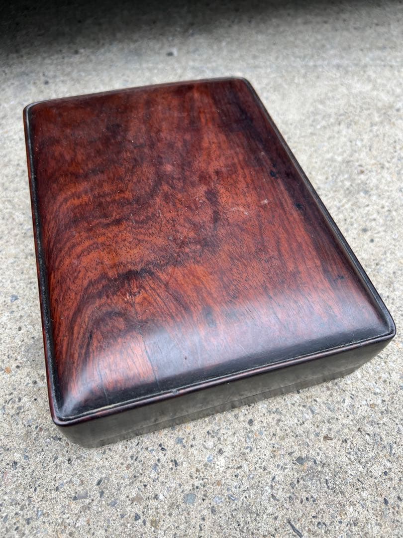 文房具，清時代山水人物書巻型緑端硯