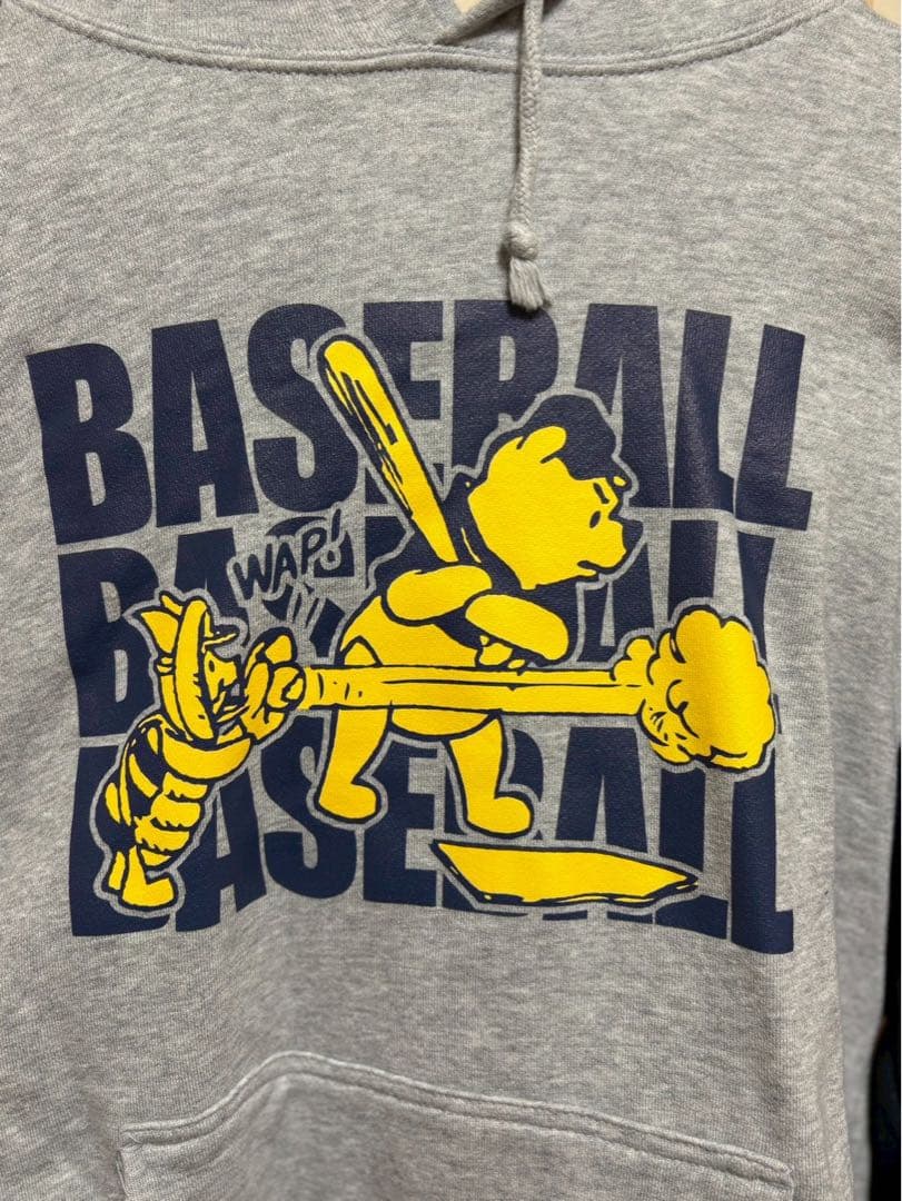 横浜DeNAベイスターズ +Bくまのプーさんスウェットパーカー Mサイズ