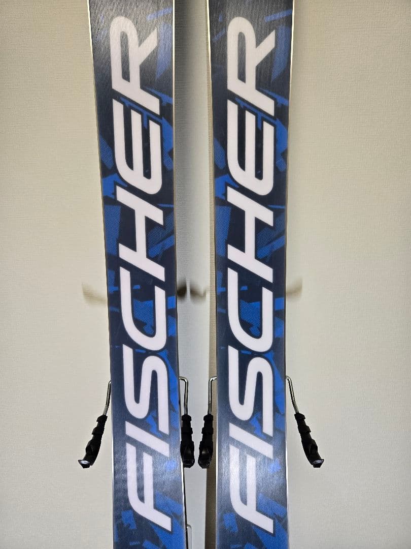 新品同様FISCHER NIGHTSTICK 97 170cm金具付24-25型