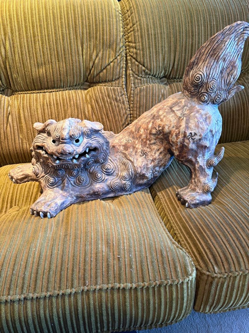 大きめサイズ獅子　置物