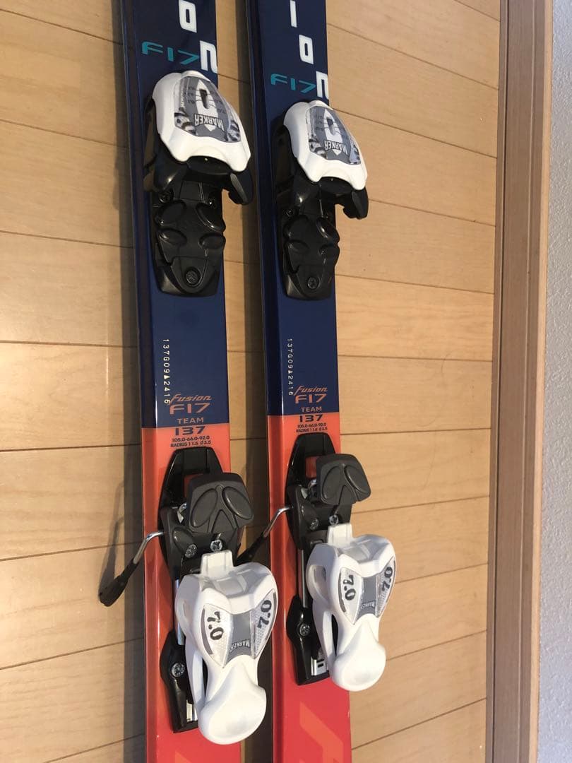 Hart F17 Jr.モーグルスキー 板137cm MARKER 70