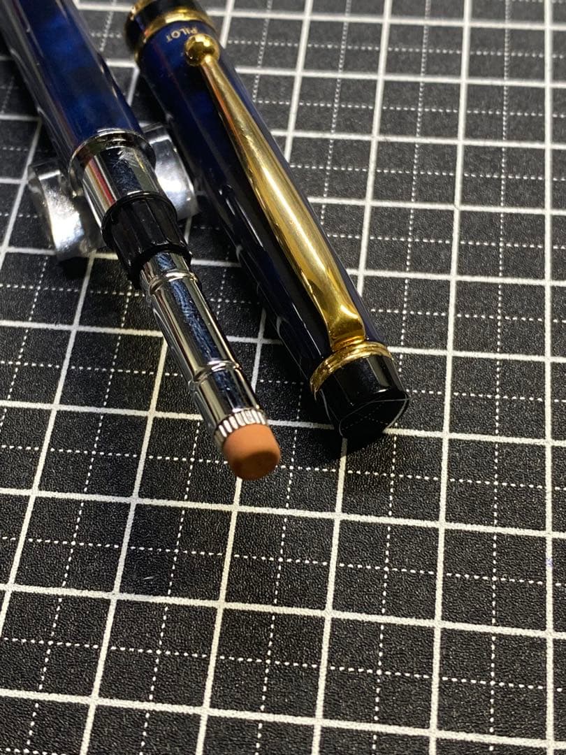 PILOT GRANCE Black&Blue MP 芯径0.5mm