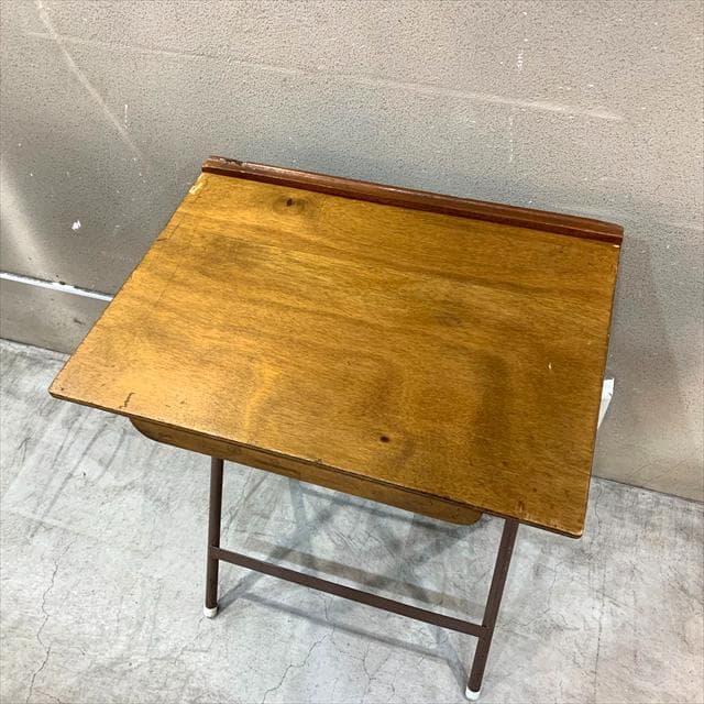 ヴィンテージのフォールディングデスク②