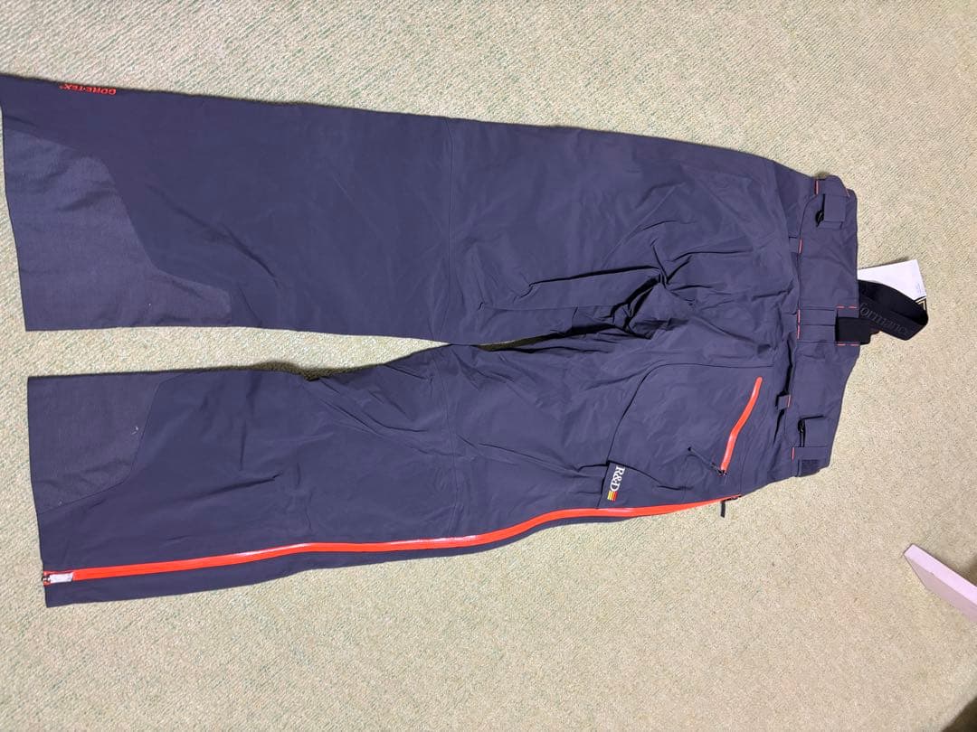 ピークパフォーマンス　GORE-TEX サイズM 最終値下げ