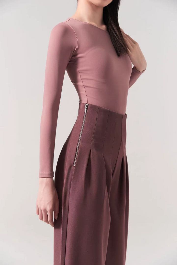 社交ダンス　ダンスクイーン　dancequeen 練習着　パンツ　スタンダード