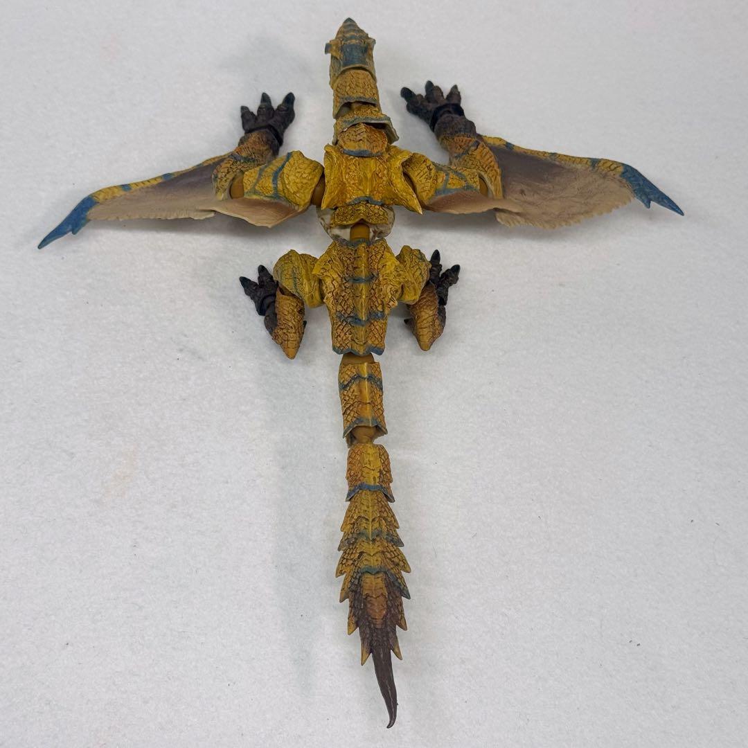 モンスターハンター　モンハン　ヴァルカンログ　 リボルテック　ティガレックス