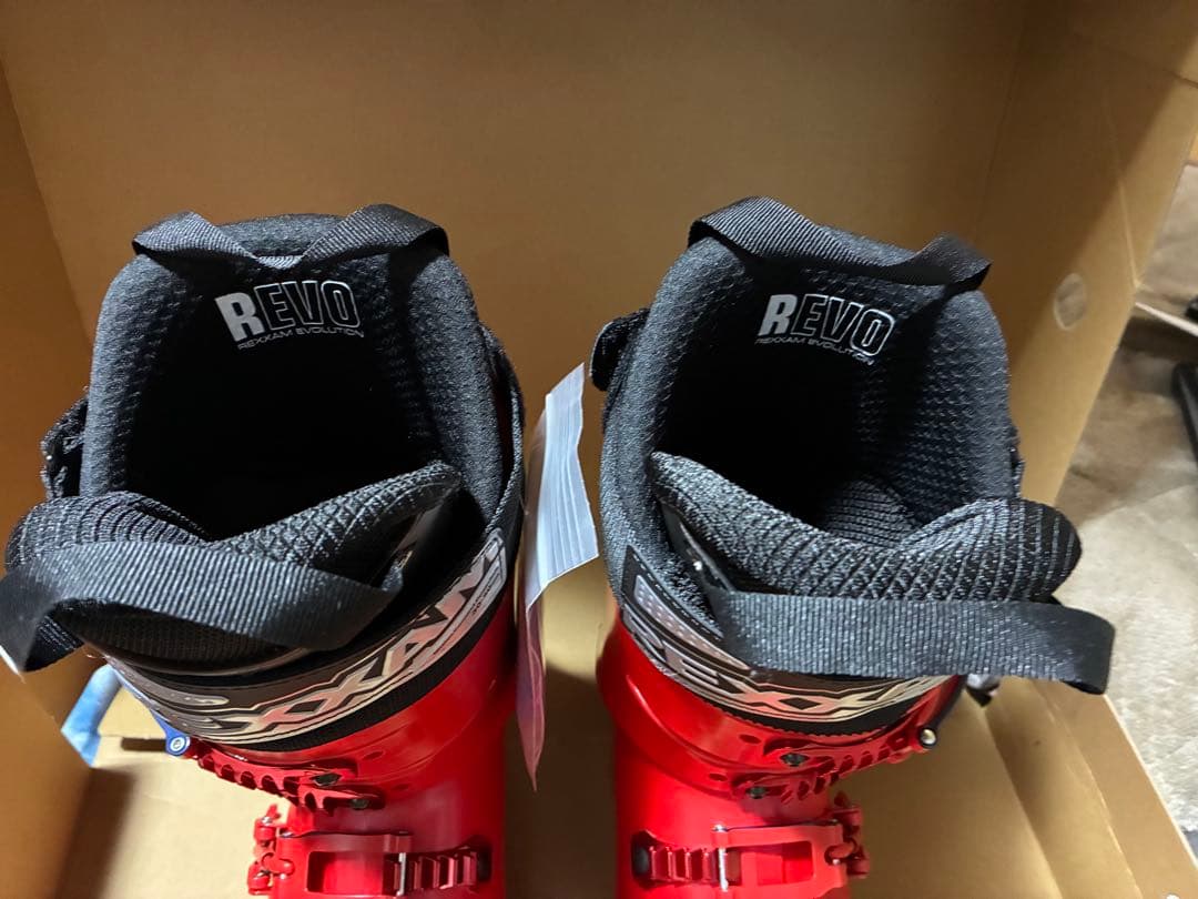 REXXAM レクザム 2025 R-EVO 100M 25.0〜25.5