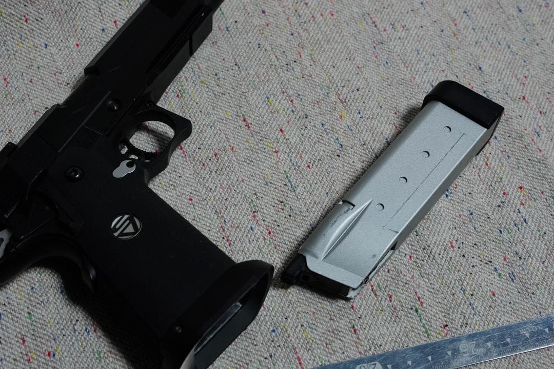 ウエスタンアームズ SVI タクティカルカスタム タラン・バトラー ガスガン