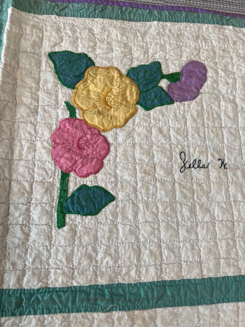 アンティークキルト✴︎刺繍キルト✴︎アップリケキルト