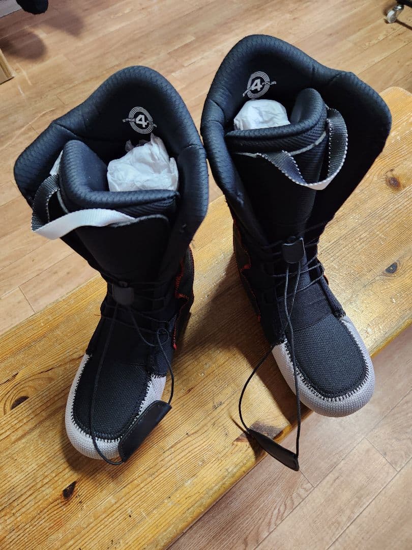 DEELUXE インナーブーツ　25.5cm