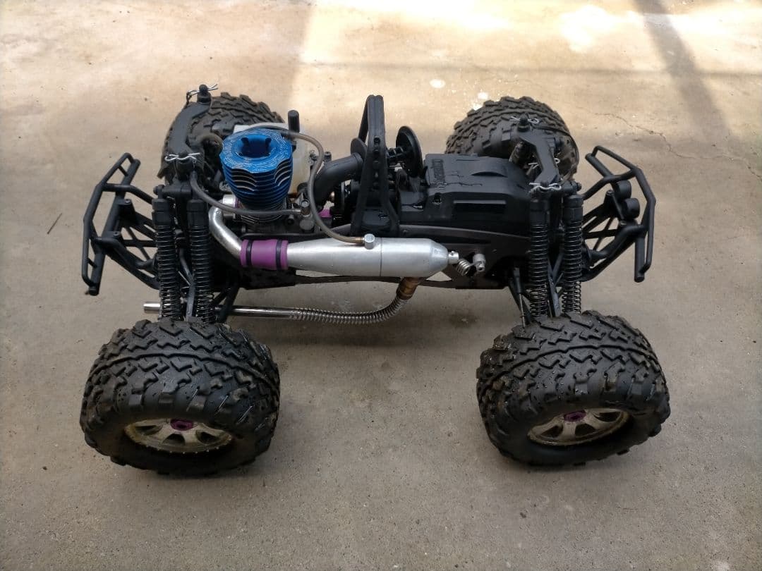 ★送料無料★HPIサベージ ジャンク オフロードラジコンカー エンジンラジコン