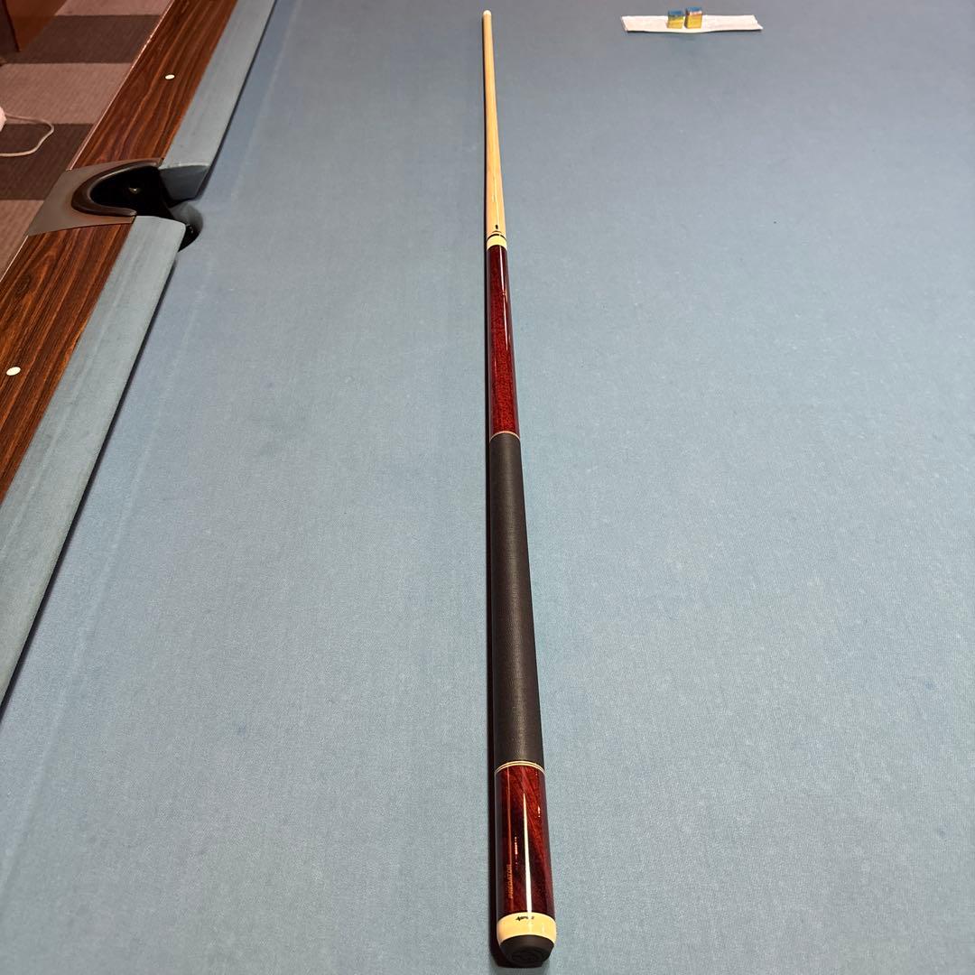 Predator ビリヤードキュー
