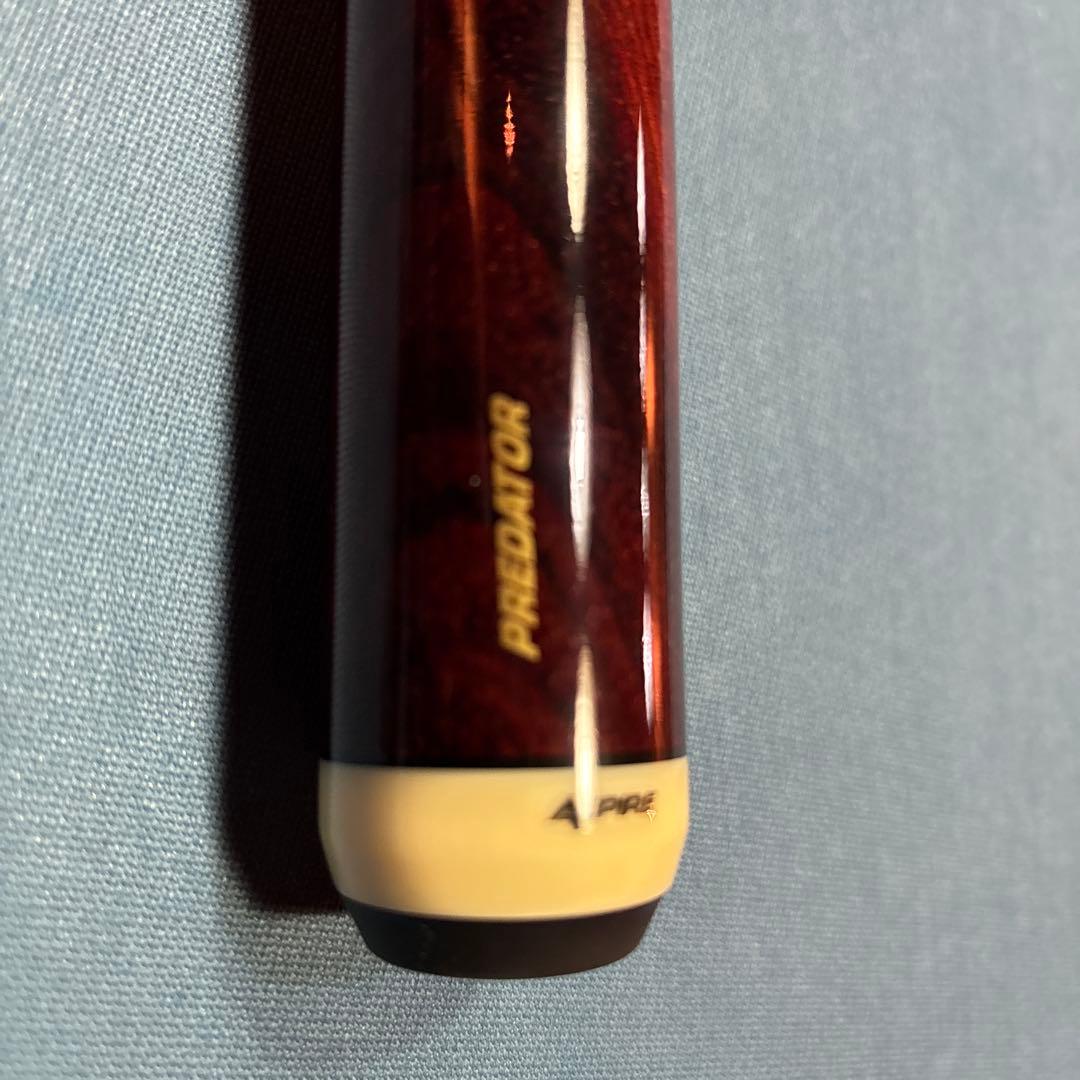 Predator ビリヤードキュー