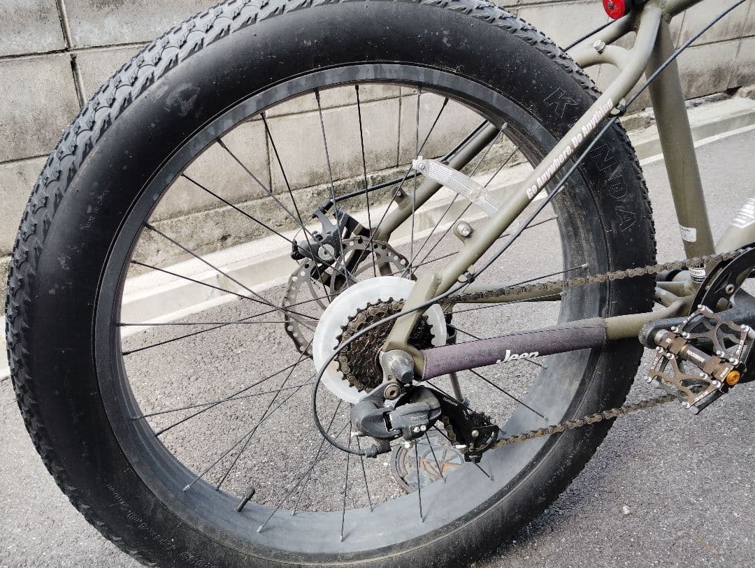 Jeep ファットバイク オリーブグリーン　26インチ