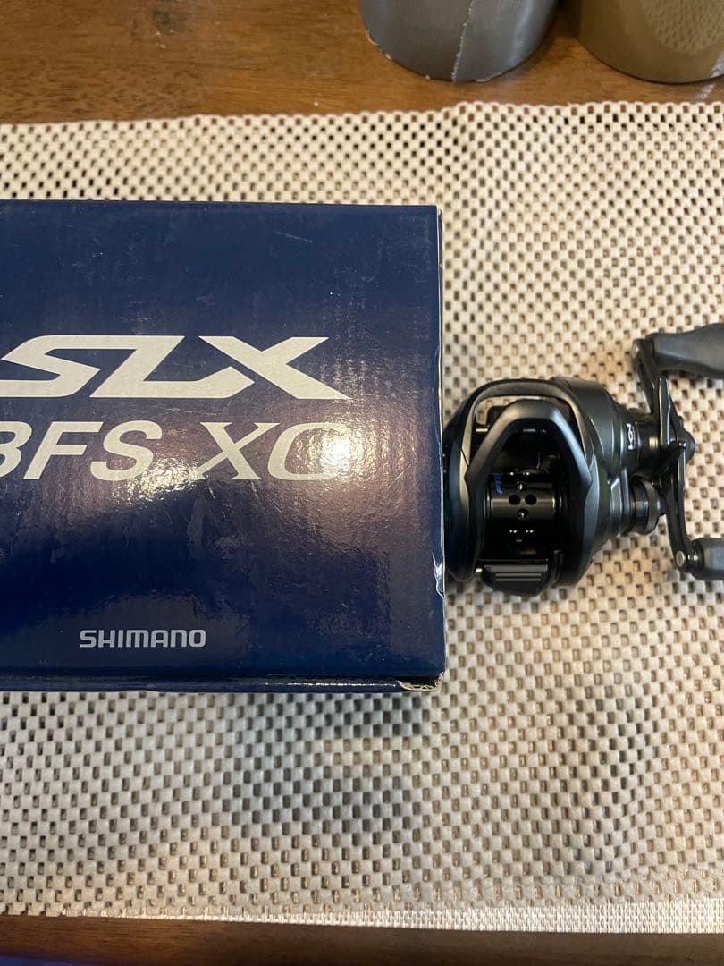 K シマノ　SLX BFS XG ベイトリール
