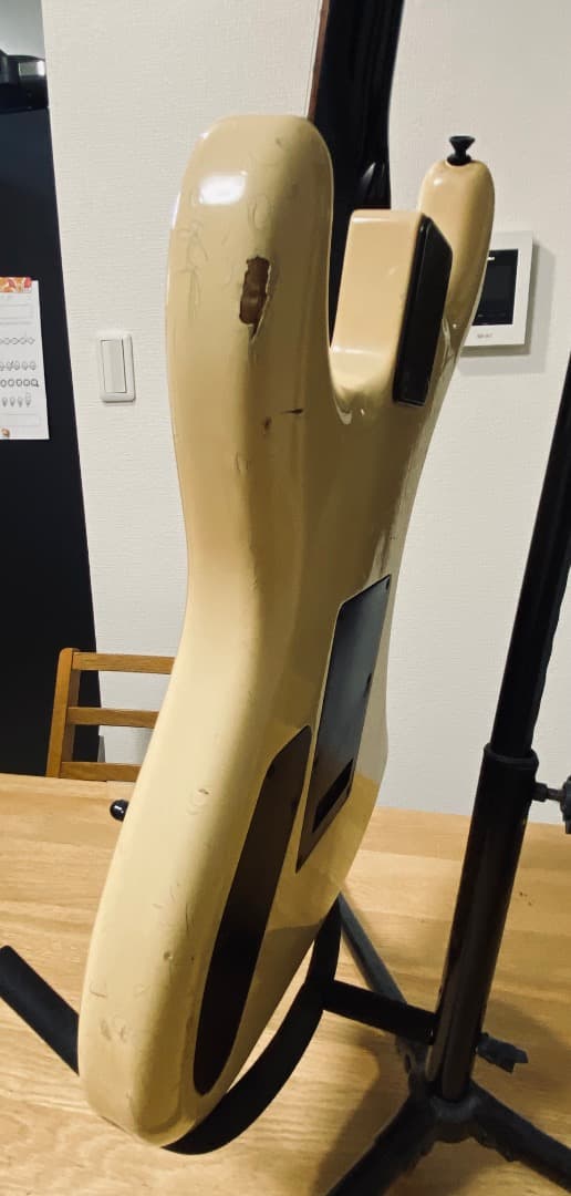 JUNK-FENDER HH E SERIAL 年1986