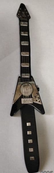 ギブソン社のフライングVの腕時計 電池切れ