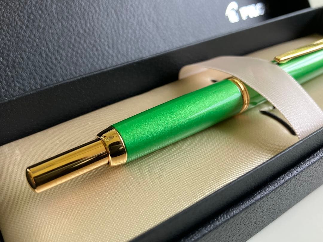 PILOT キャップレス デシモ 2021年限定色 ペリドットグリーン F 新品