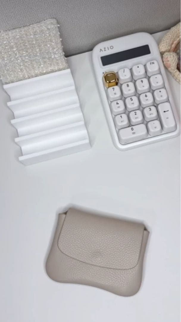 韓国miruveミニウォレットクリーム