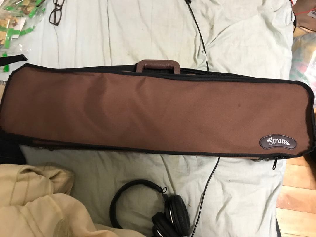 STRAUS　 エレキバイオリン