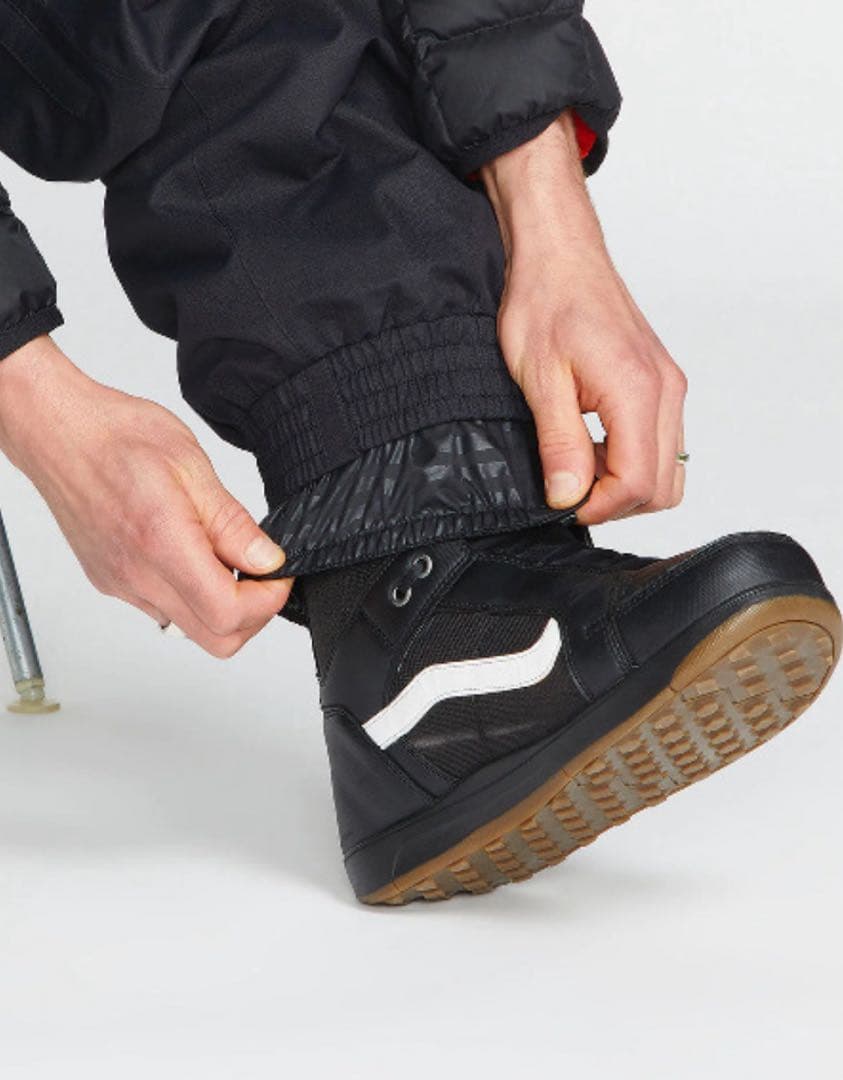 VOLCOM スノーボードウェア パンツ　白