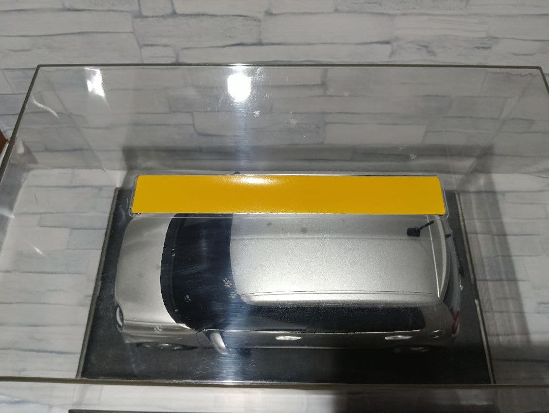 1/12 ホンダ N-one カラーサンプル　ミニカー　アラバスターシルバー