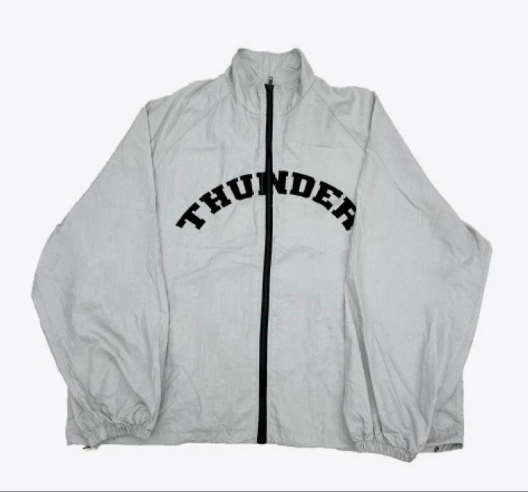 ateez thunder ウィンドブレーカー ウインドブレーカー