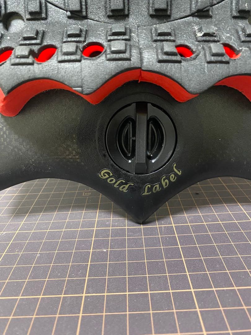 【引取限定】 AVISO MANTIS 5'4ゴールドレーベル サーフボード