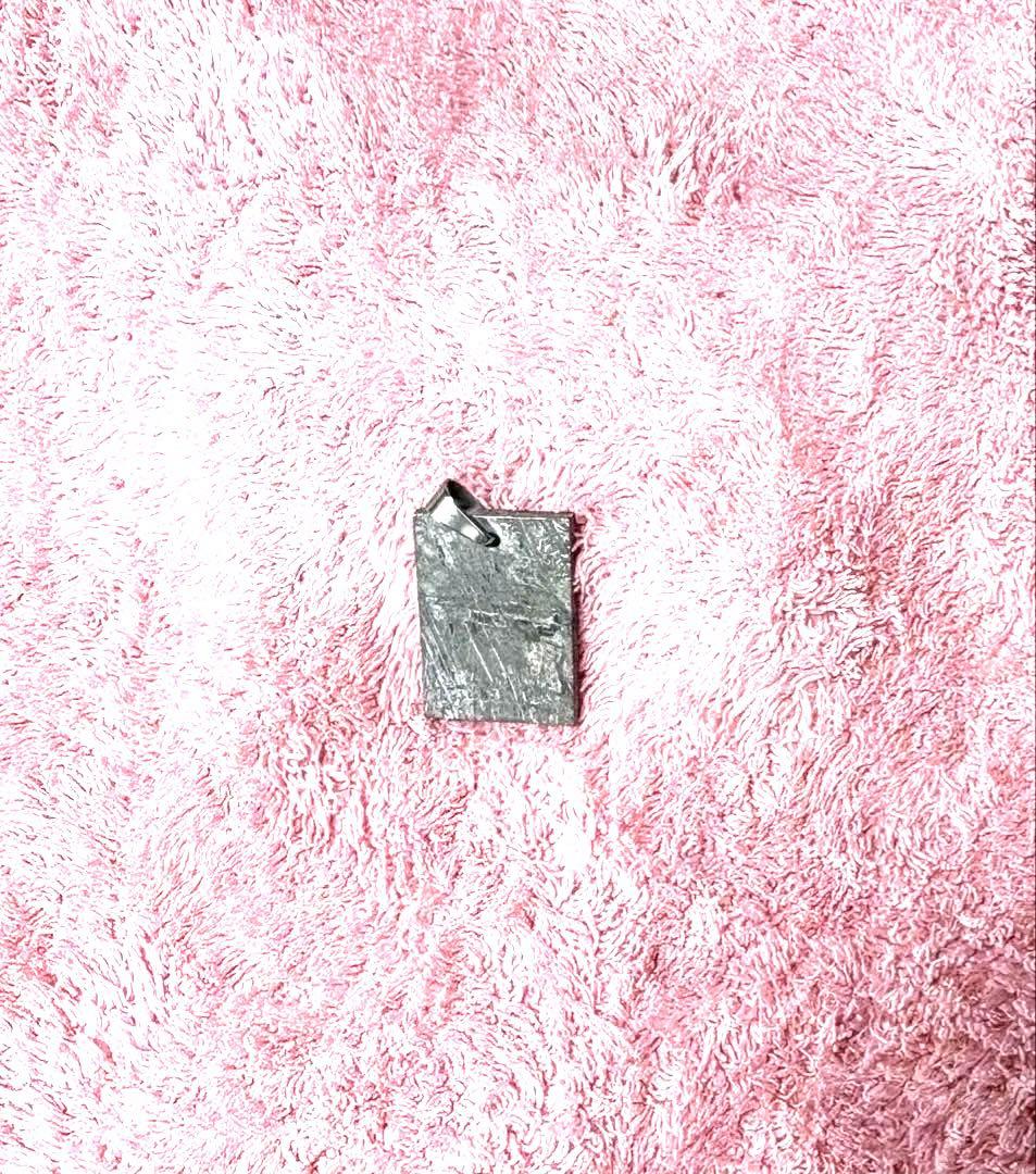 【半額！】ギベオン隕石　ペンダントトップ　トロイライト入りチェーン　セット