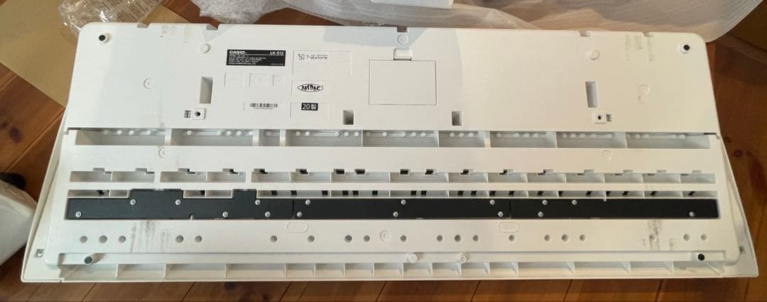 【中古】カシオ　LK-512 光る鍵盤 キーボー