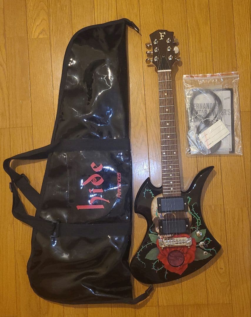 【最終値下】FERNANDES hideモデル ミニギター SKULL ROSE