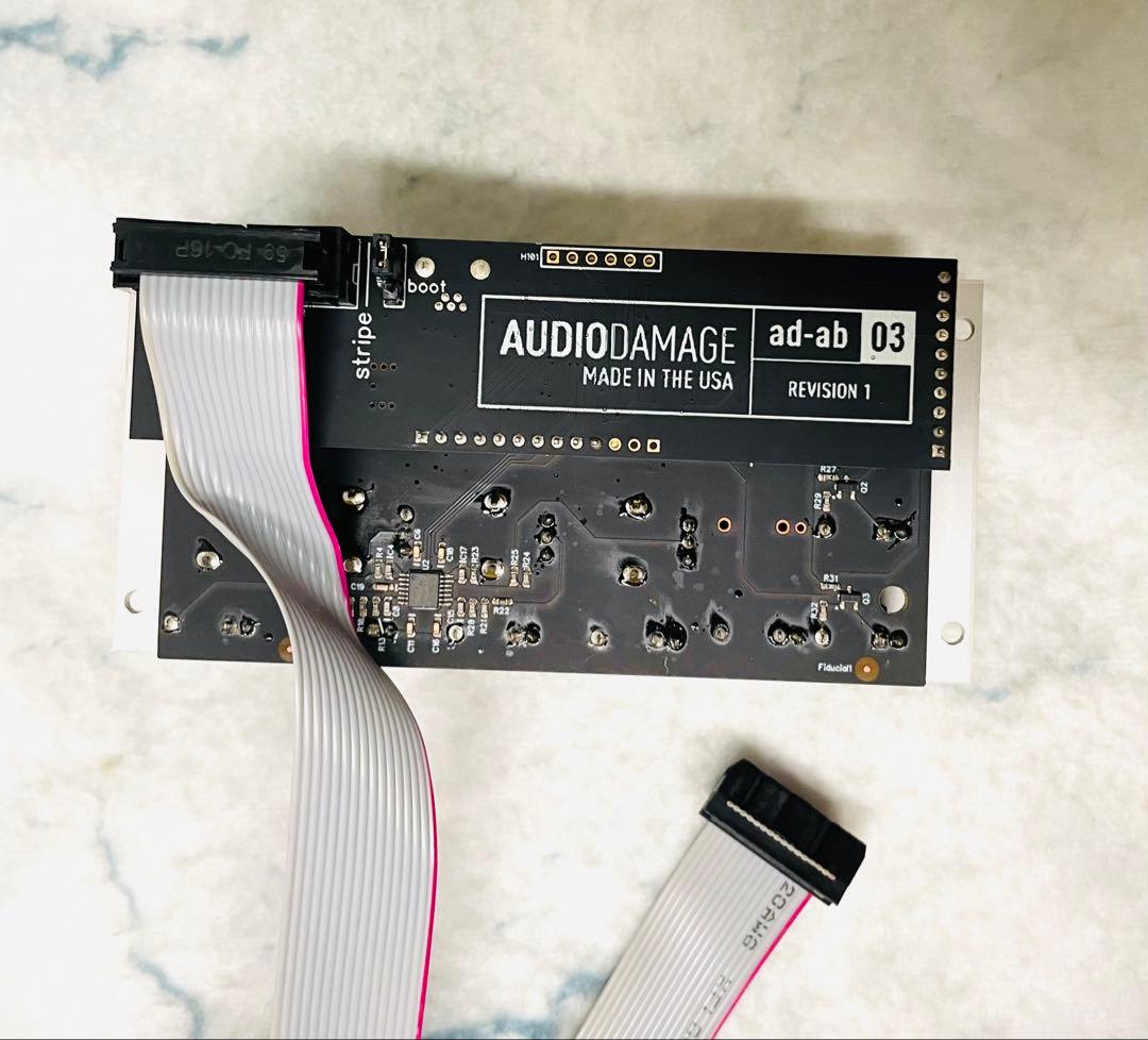 生産終了品 Audio Damage ADM12 Neuron 稼動品 シンセ