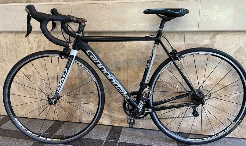 キャノンデール ロードバイク キャドトゥエルブ シマノ105-手渡しのみ