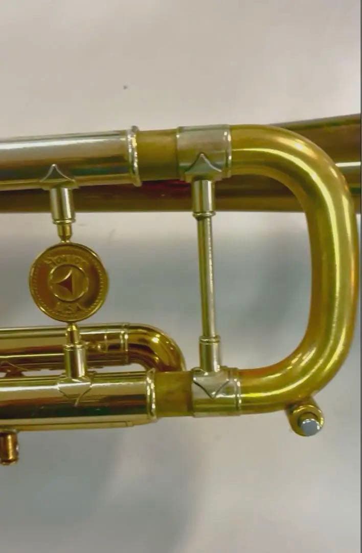 管楽器・吹奏楽器 Holton T101