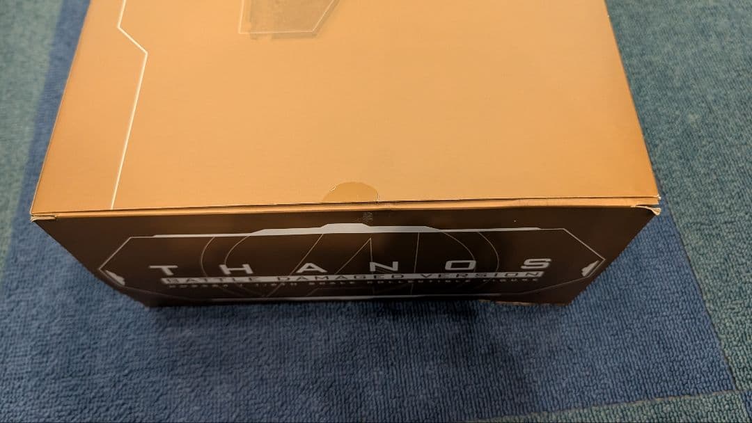 ト*す様 ホットトイズ サノス バトルダメージ版 アベンジャーズエンドゲーム M