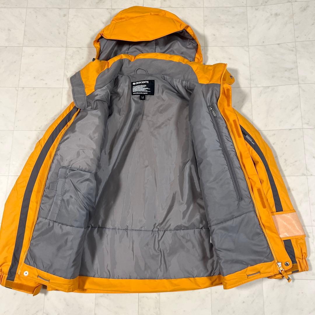 DESCENTE デサントスキーウエア M メンズウエア ボードウエア 黄色