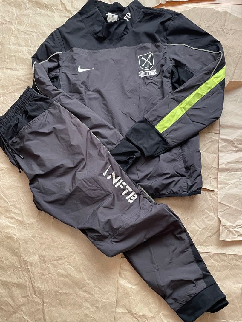 【きく】Nike ナイキ NFTB 裏起毛 トレーニング セットアップ M