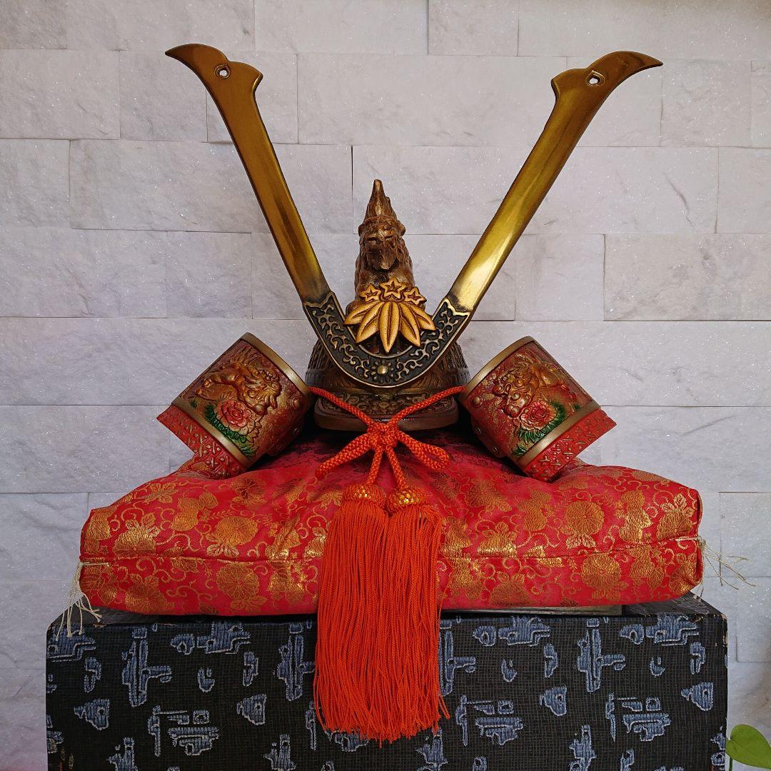 兜 源九郎 義経　長 鍬形 獅子頭の兜　出世兜