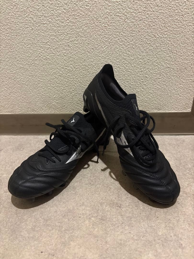 ミズノ　モレリアネオ4β ELITE 25.0cm限定　黒　銀