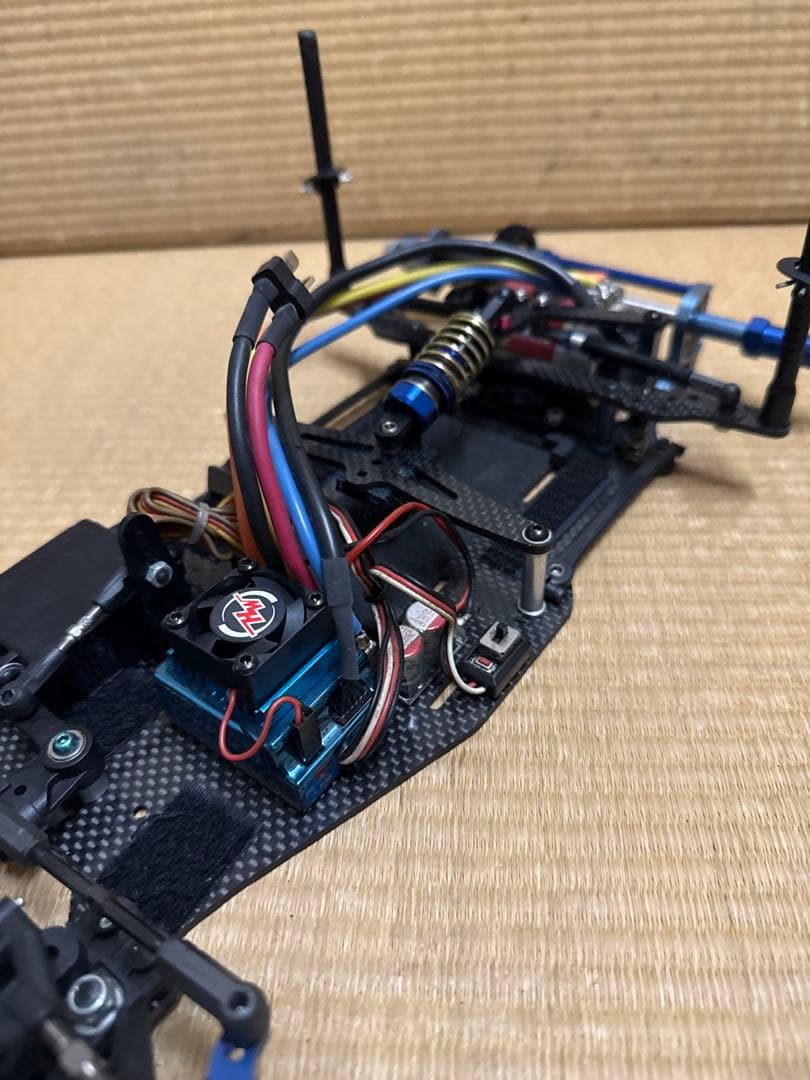 ハ*ー様 カワダ 川田　M500GT2R ボディ、モーター付き 電動RC KAW