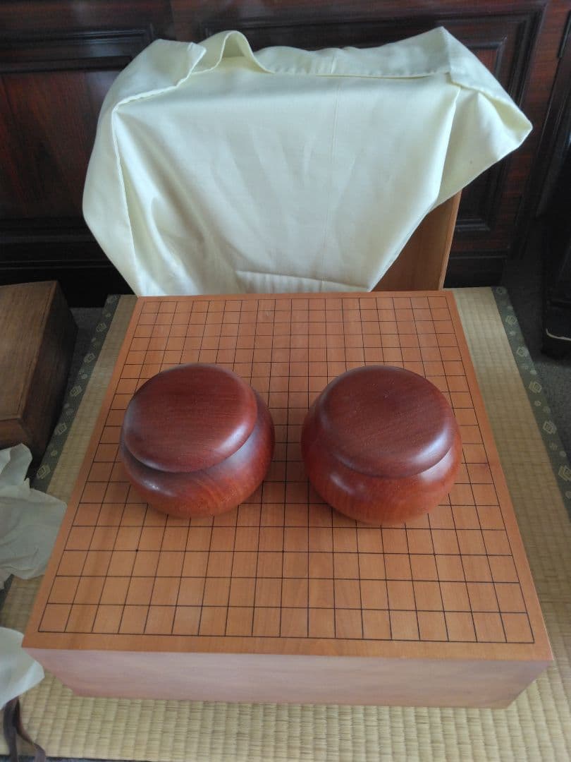 碁盤 / 碁石 セット　桐蓋付