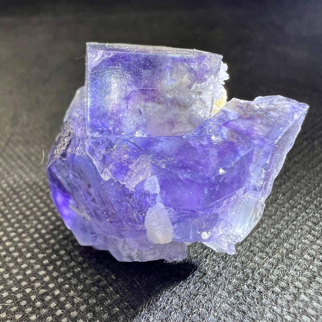 ヤオガンシャン産　パープルゾーニング　ブルーウィンドウ　フローライト