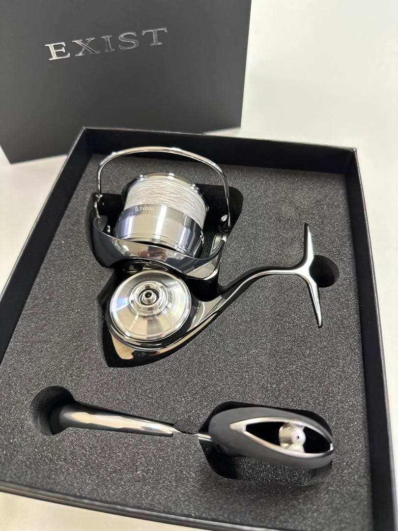 リール Daiwa 22EXIST LT4000