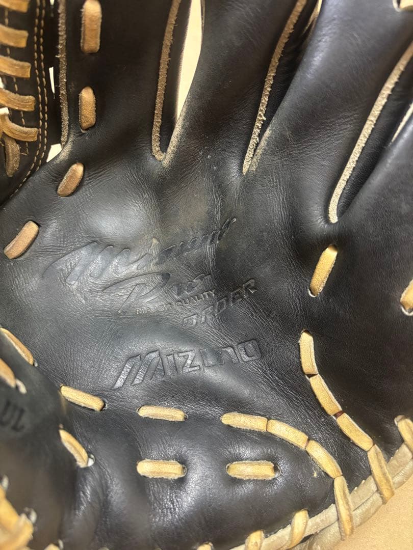 Mizuno Pro オーダー軟式グローブ 黒