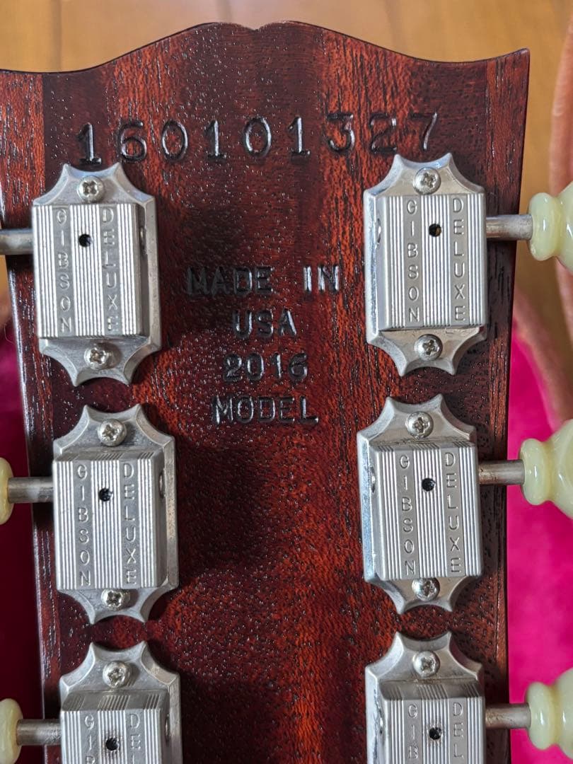 Gibson Les Paul Studio 2016 ハードケース付き